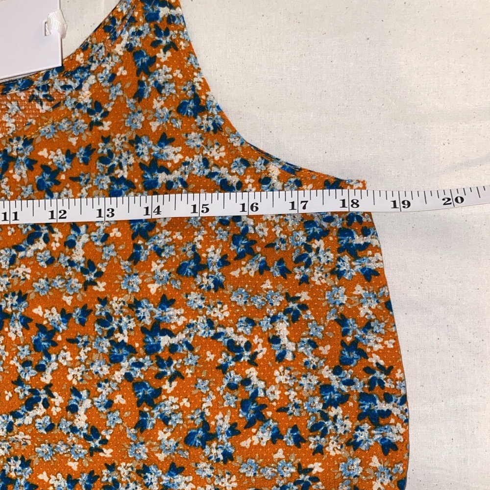 Rose & Olive Floral Camisole Top - Picture 9 of 12
